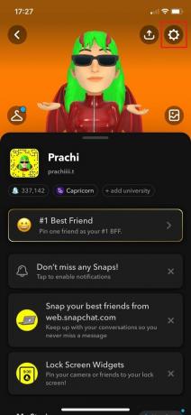 toque el ícono de ajustes en la esquina superior derecha | Cómo cambiar el emoji de racha de Snapchat