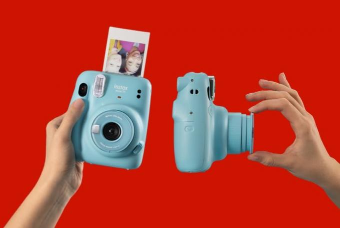 Comparação entre Polaroid Go e Fujifilm Instax Mini 11