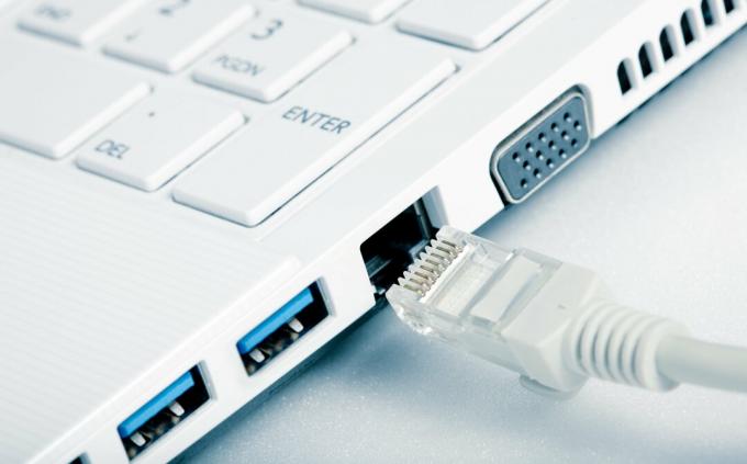 Skift til kablet internetforbindelse | Reparer pakkeburst i mw3