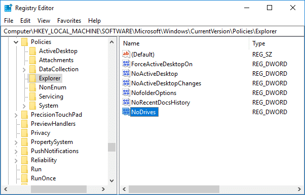 이 새로 생성된 DWORD의 이름을 NoDrives로 지정하고 Enter 키를 누릅니다.