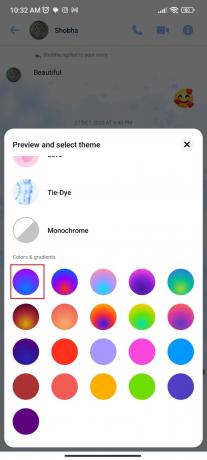 채팅에 사용할 단일 색상 또는 그라데이션 색상 테마를 선택하세요. 