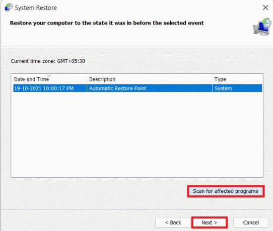 selecione um ponto de restauração na Lista de pontos de restauração disponíveis e clique em Avançar ou clique no botão Verificar programas afetados